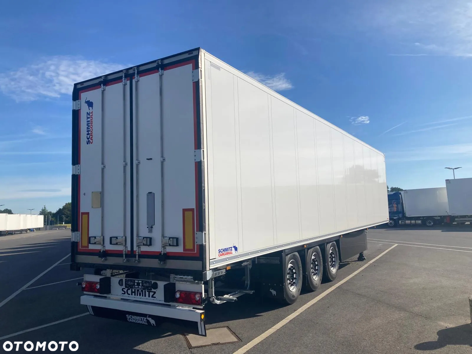 Schmitz Cargobull - 3