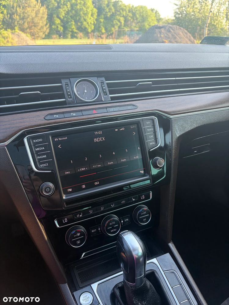 Volkswagen Passat 2.0 TDI BMT 4Mot Highline DSG - 14