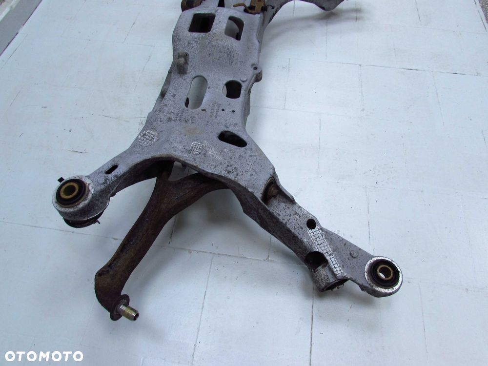 VOLVO V70 XC70 AWD WOZEK BELKA SANKI ZAWIESZENIE TYL 30683440 99-07 - 2