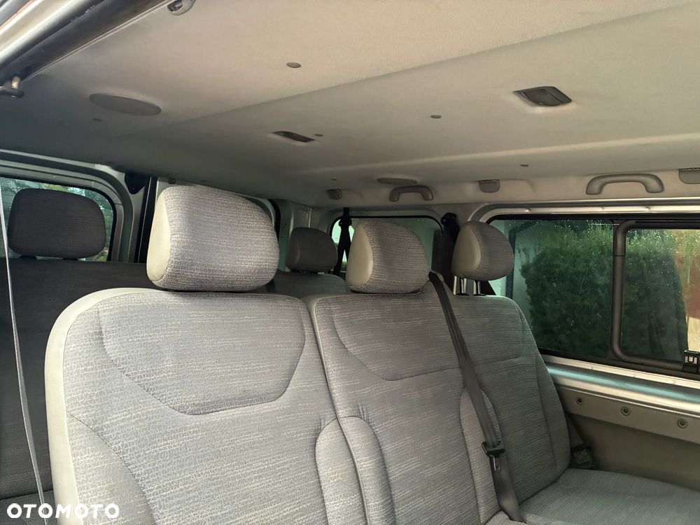 Renault Trafic - 16