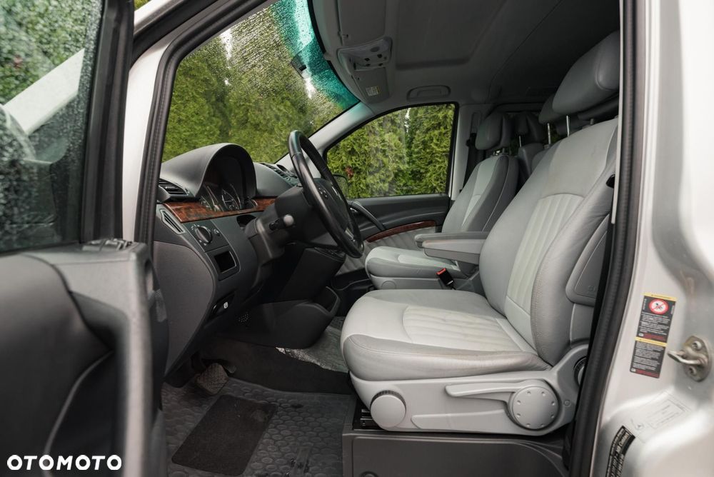 Mercedes-Benz Viano - 13