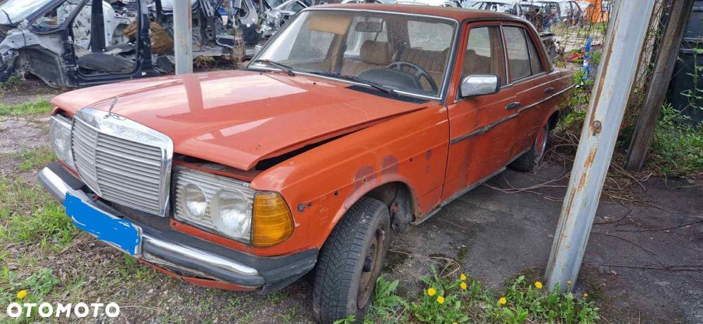 CZĘŚCI - Mercedes 123 2,0D 55KM 615940 SEDAN 4B 1982r. INDEX - 31 - 2
