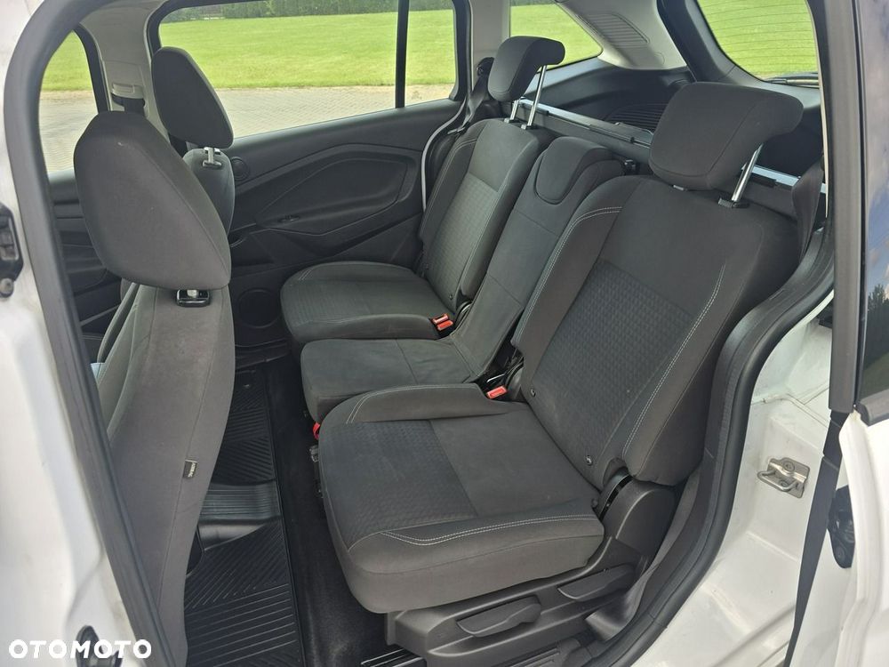 Ford Grand C-MAX - 15