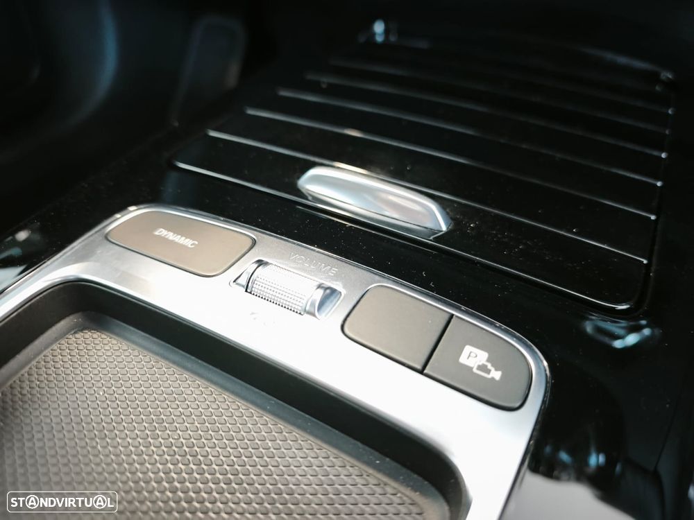 Mercedes-Benz A 250 e - 27