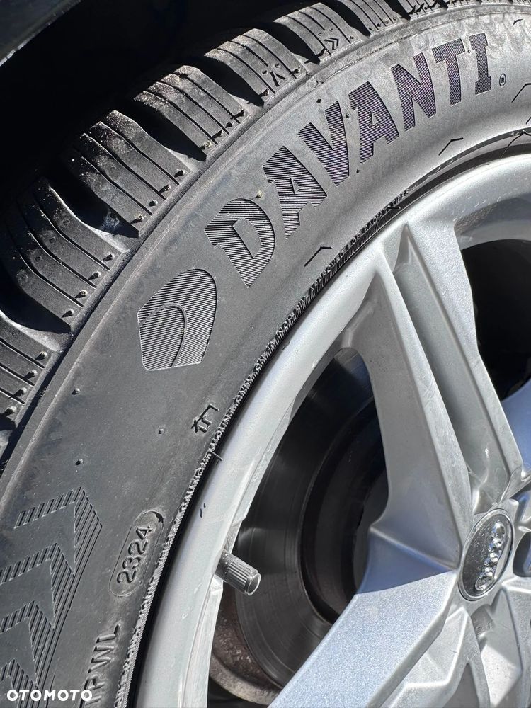 Audi A4 Avant 2.0 TDI S tronic sport - 25