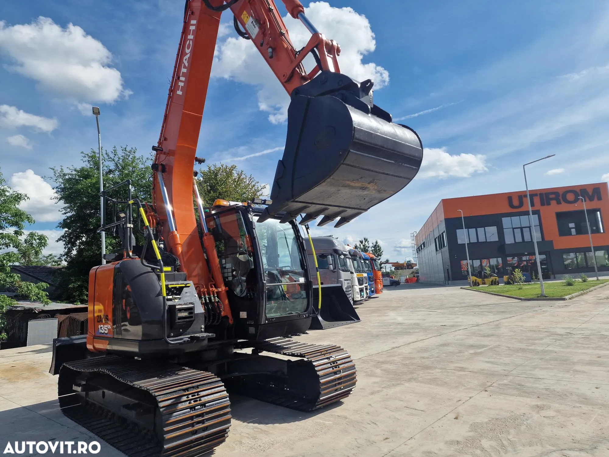 Hitachi ZX135-3.552h, 2020, LAMA NIVELARE, COMPACT in gabarit, CUPLA RAPIDA hidraulica, Int picon, Inst hidr rotire atasamente, Masa operationala 15,7t, ad sapare 6m, Ridica tevi 8,5t, camera spate si 2 laterale, consum 9l/h, sist antifurt, PROMOTIE 86900eur - 17