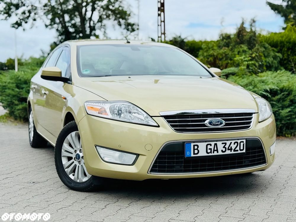 Ford Mondeo 2.0 FF Ghia - 16