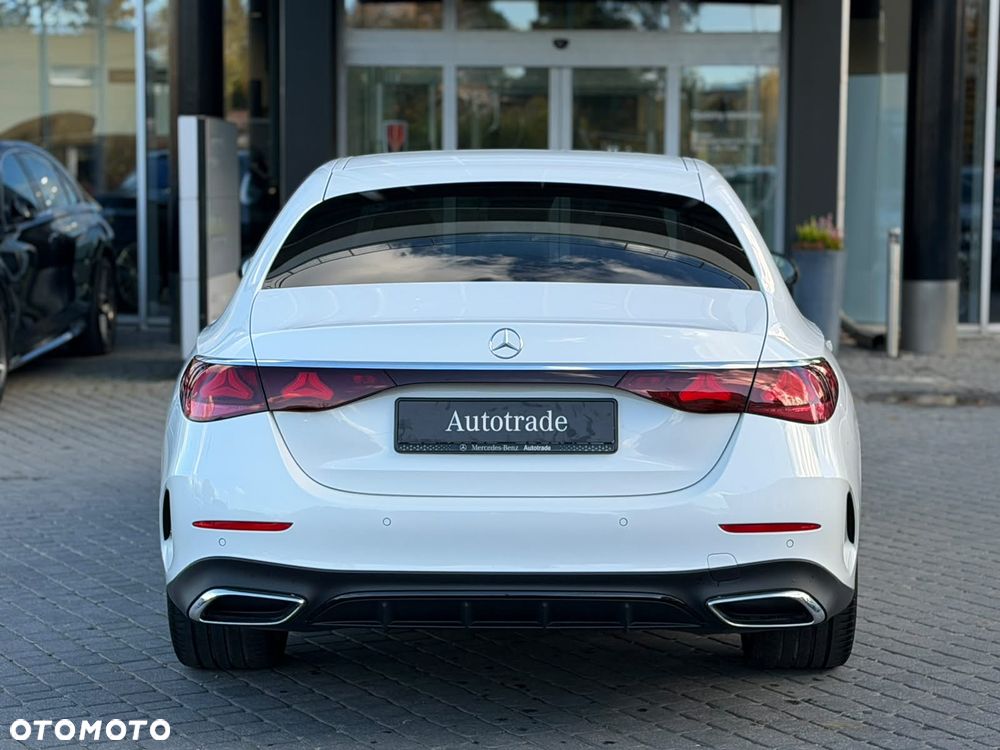 Mercedes-Benz Klasa E 200 9G-TRONIC Edition AMG Line - 15