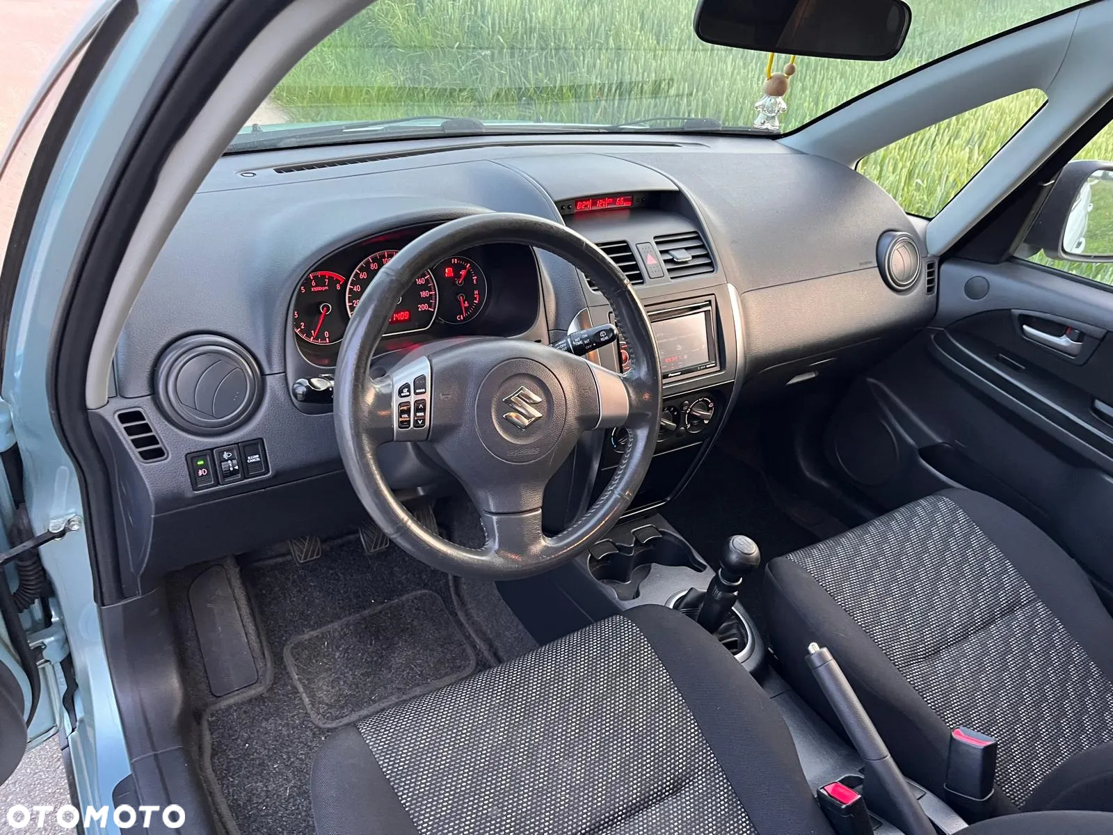 Suzuki SX4 - 30