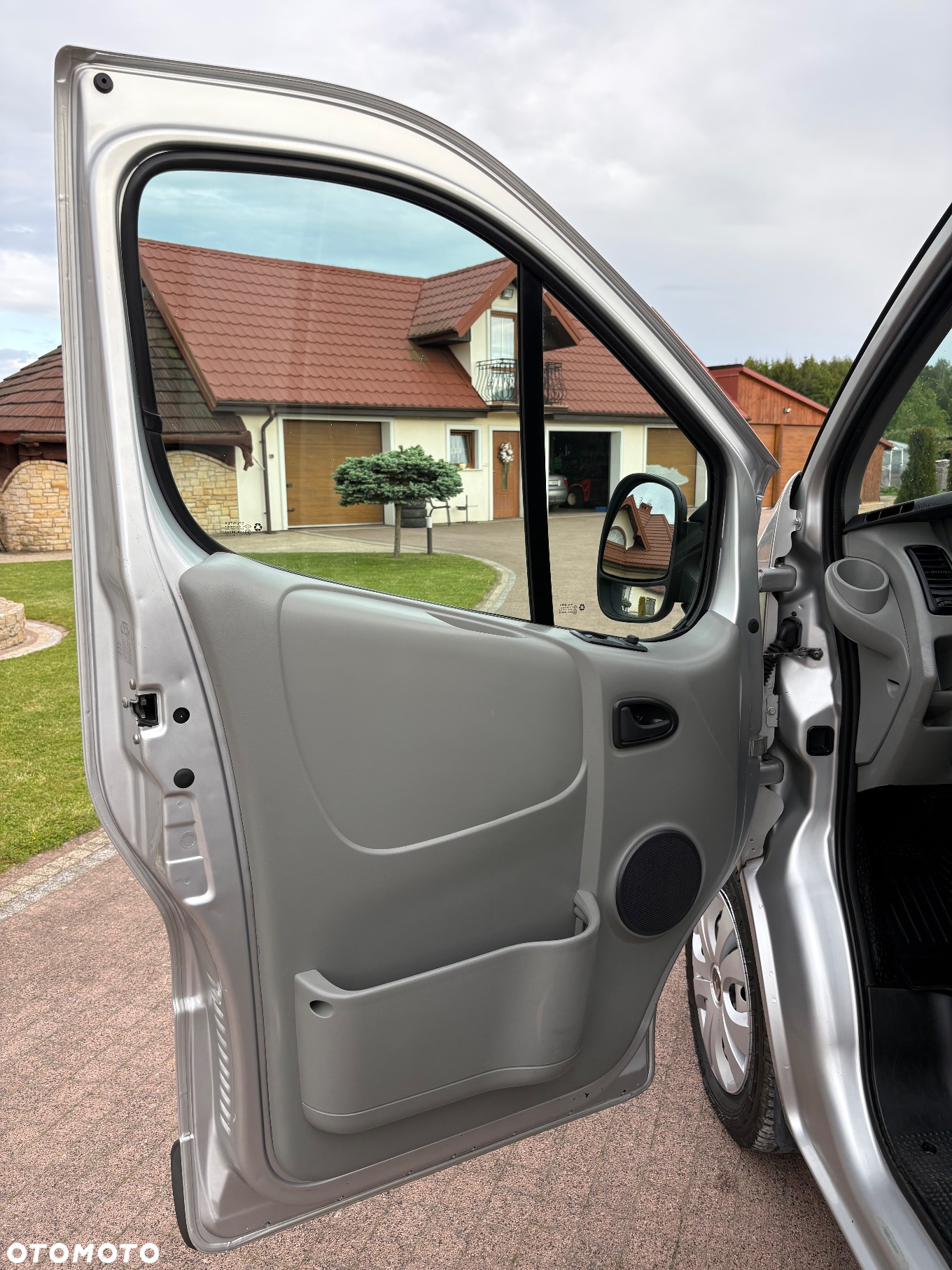 Renault Trafic - 21