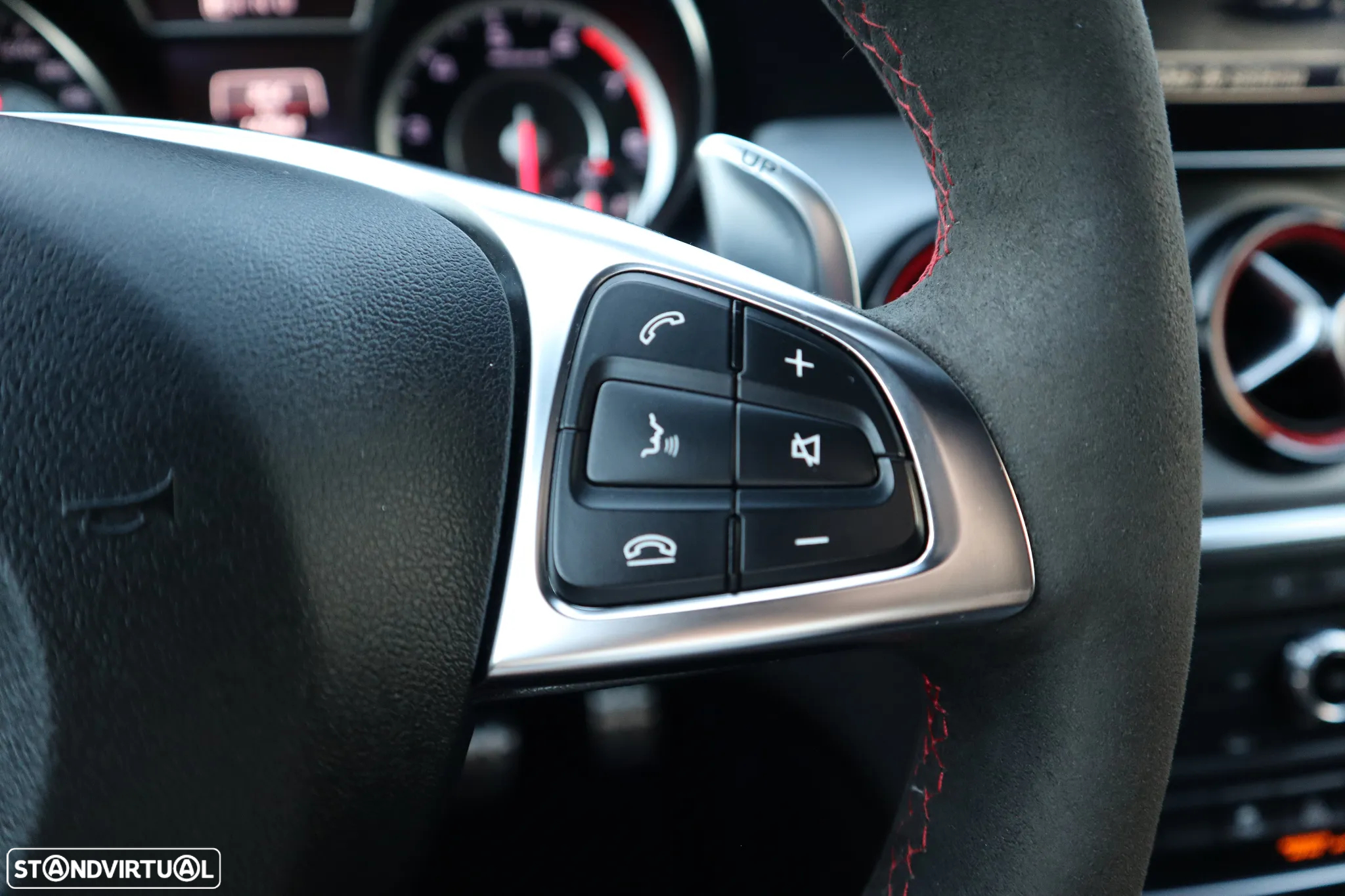 Mercedes-Benz CLA 45 AMG Shooting Brake 4Matic 7G-DCT - 34