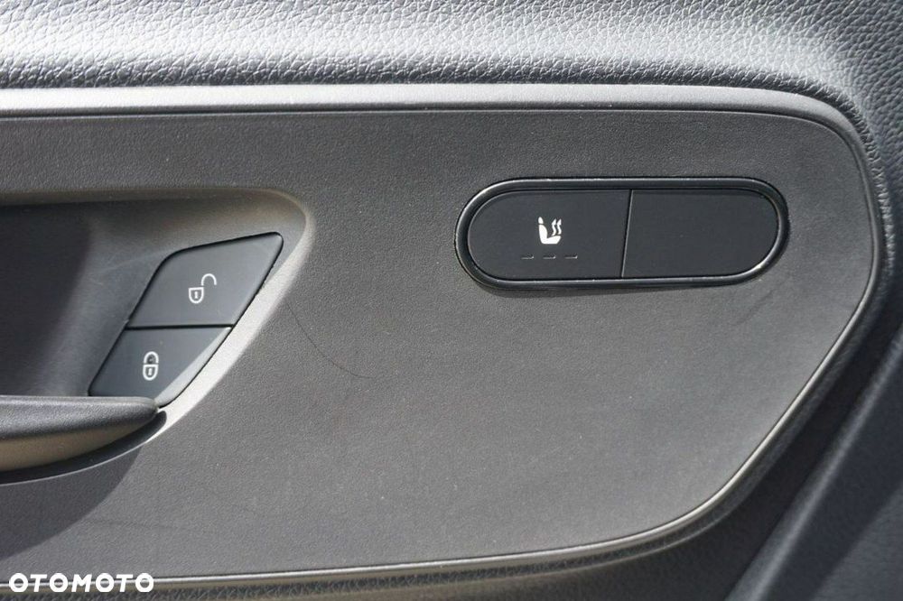 Mercedes-Benz Sprinter - 14