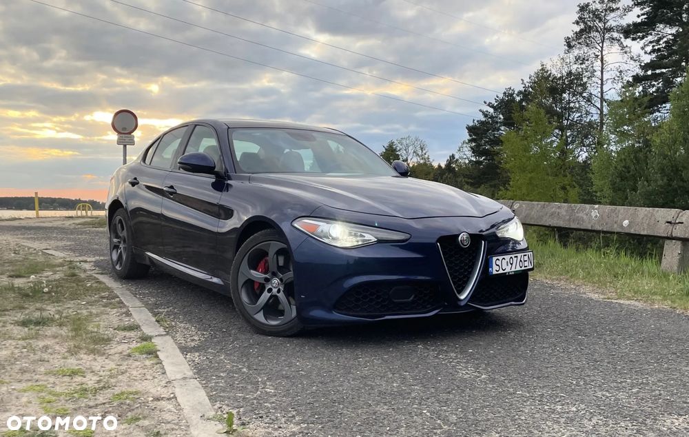 Alfa Romeo Giulia - 2