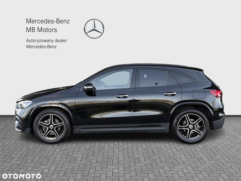 Mercedes-Benz GLA - 2