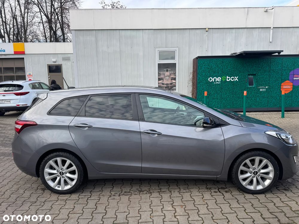 Hyundai i30 1.6 CRDi Premium - 6