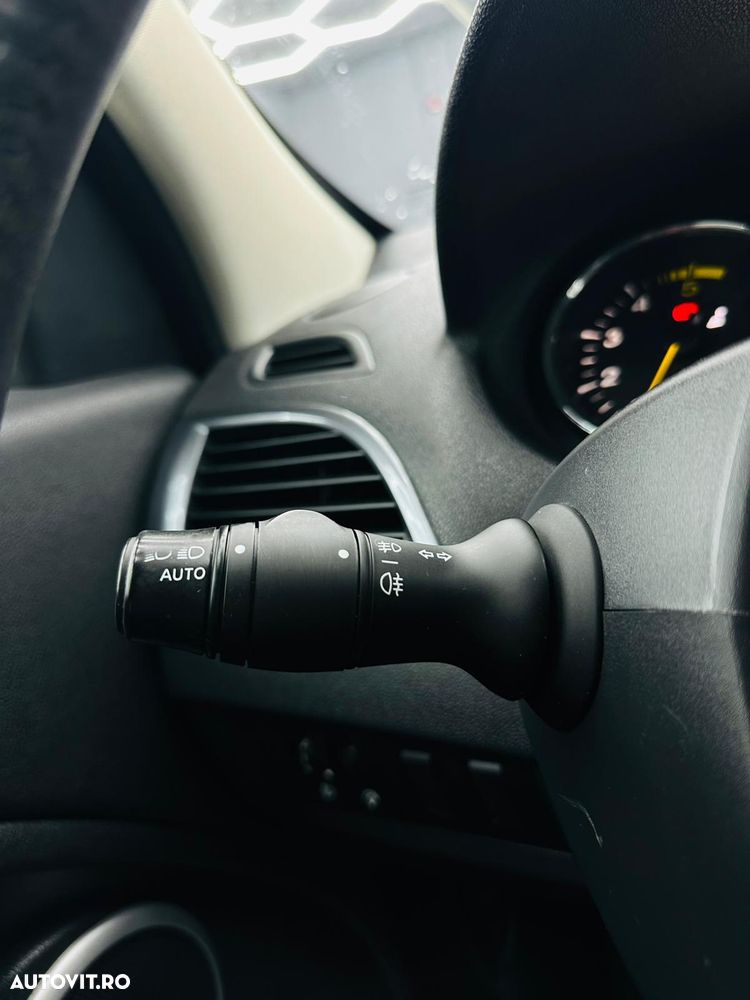 Renault Megane ENERGY dCi 110 Start & Stopp Dynamique - 25