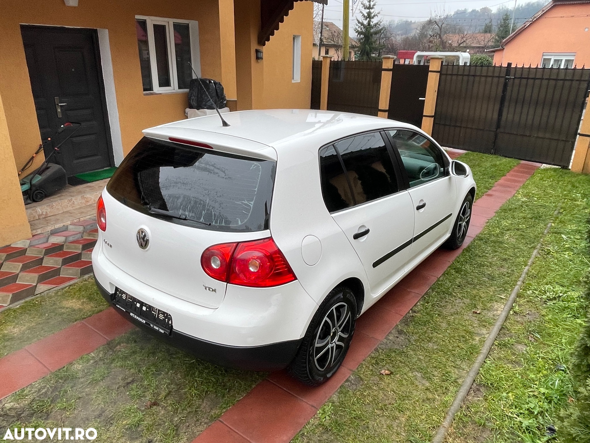 Volkswagen Golf 1.9 TDI Comfortline - 23