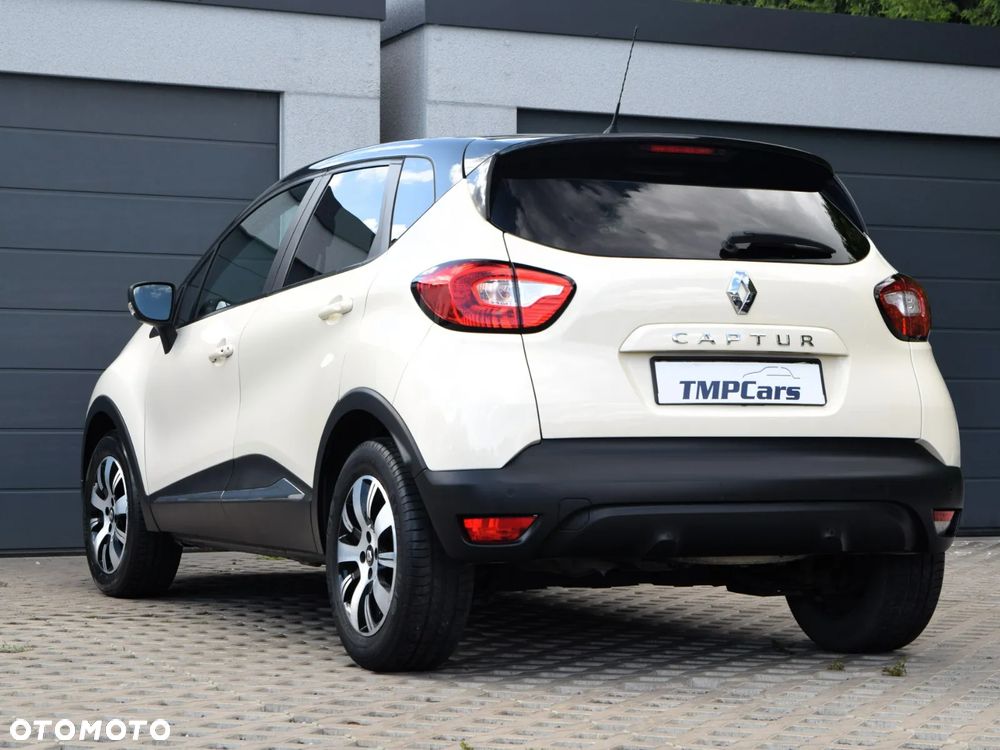 Renault Captur - 23