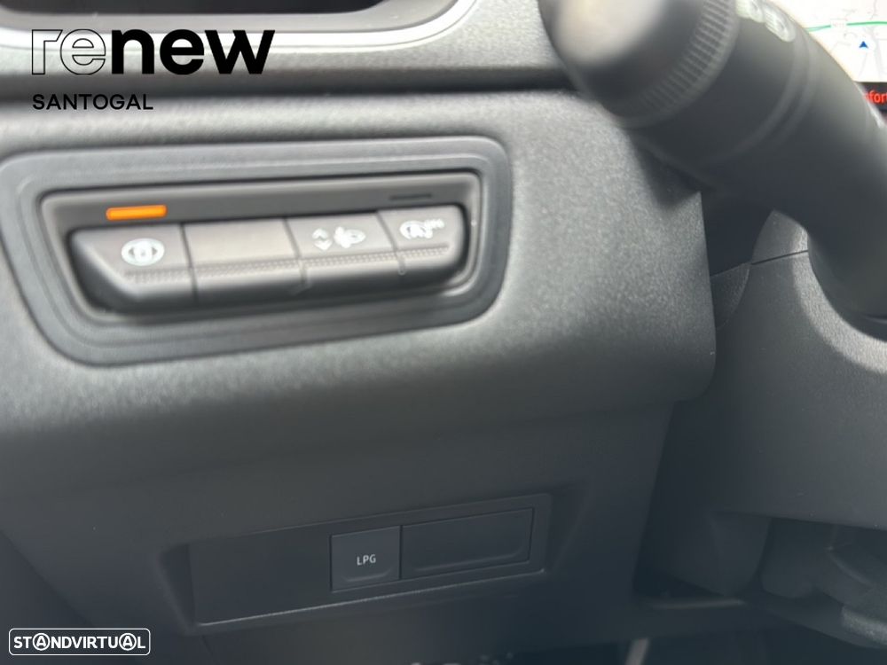 Renault Captur 1.0 TCe Techno Bi-Fuel - 25