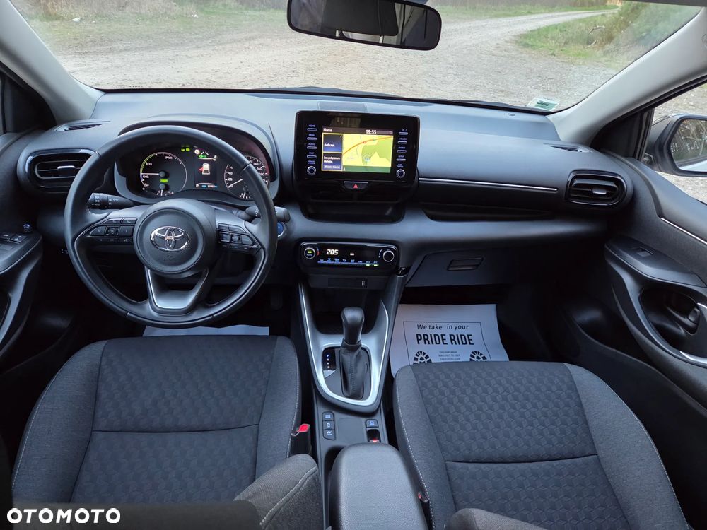 Toyota Yaris 116 1.5 VVT-i Black&White - 9
