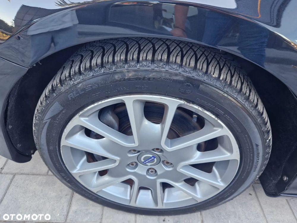 Volvo V40 D3 - 26