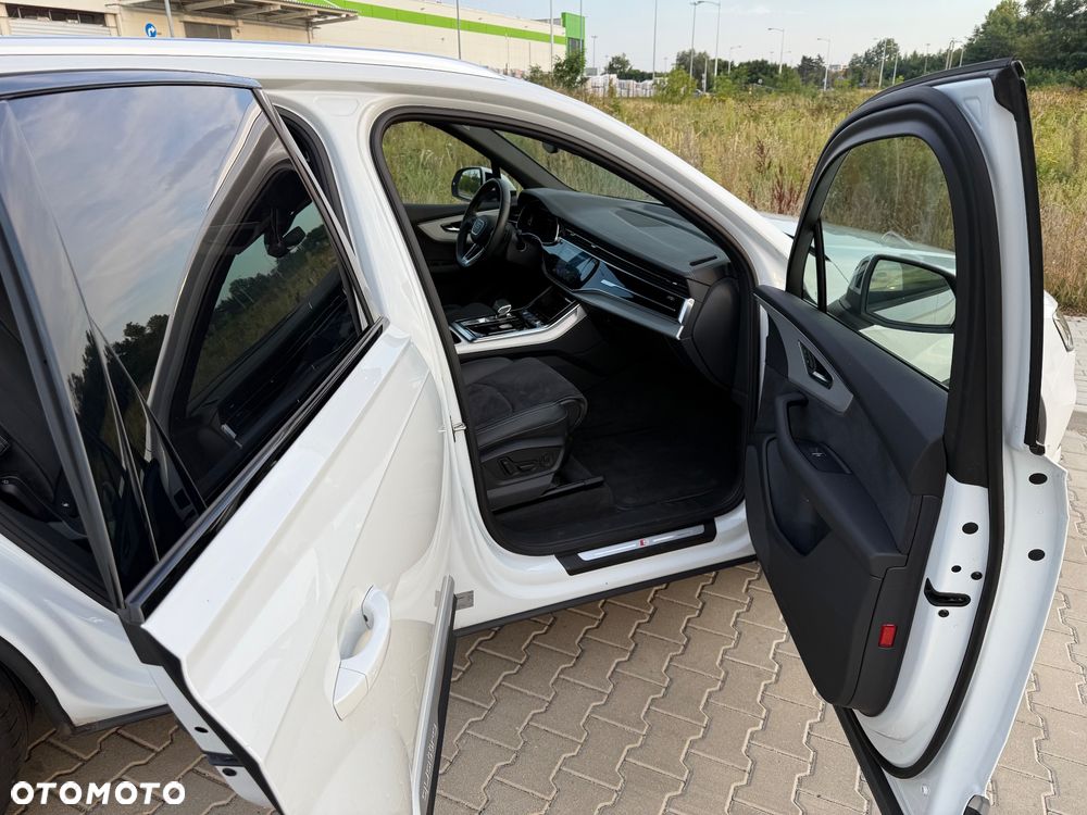 Audi Q7 50 TDI quattro tiptronic S line - 28