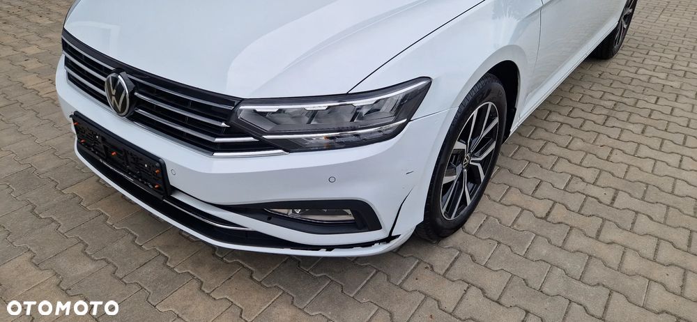 Volkswagen Passat 2.0 TDI SCR DSG Business - 22