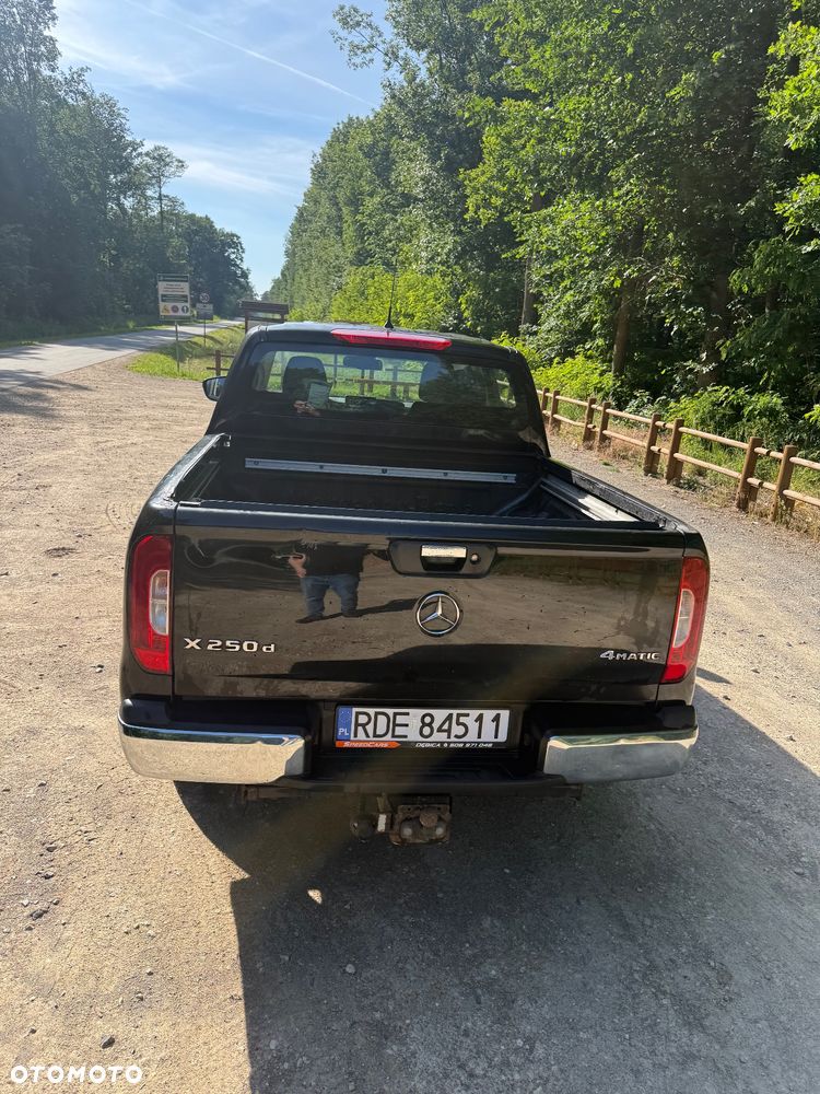 Mercedes-Benz Klasa X 250 d 4-Matic Progressive - 13