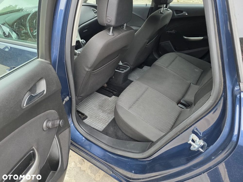 Opel Astra 1.7 CDTI - 9