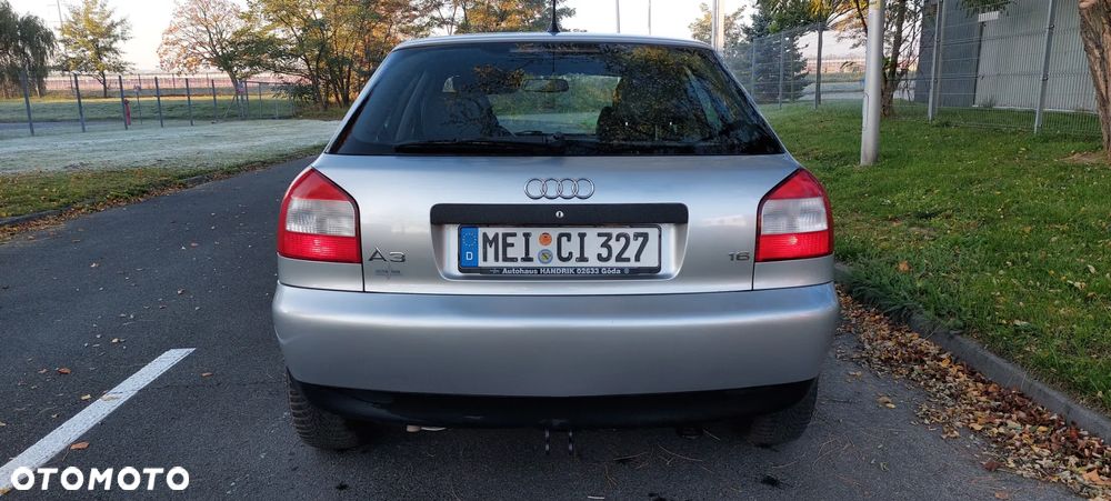 Audi A3 ver-a3-1-6-ambiente - 9