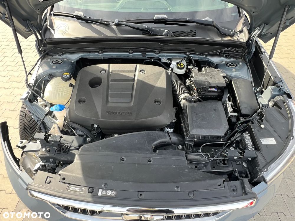 Volvo XC 40 - 38