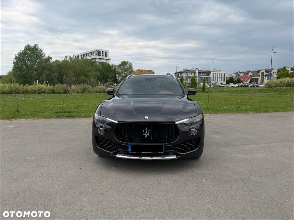 Maserati Levante S Q4 - 1