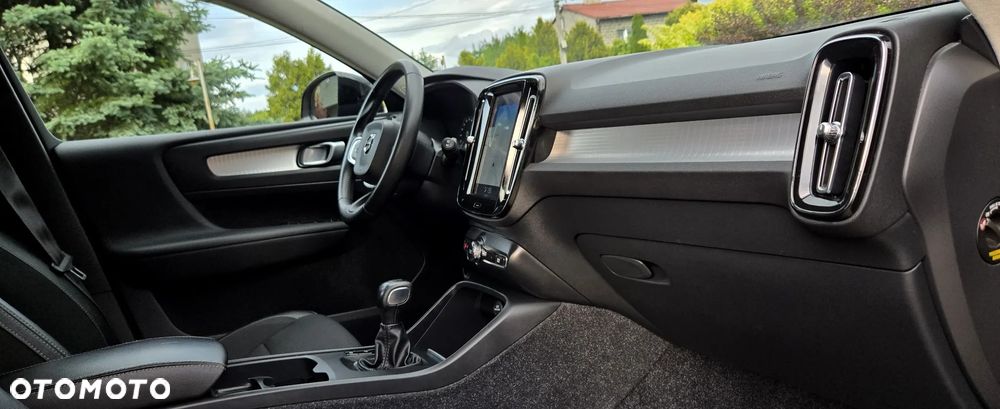 Volvo XC 40 D3 Momentum Pro - 11