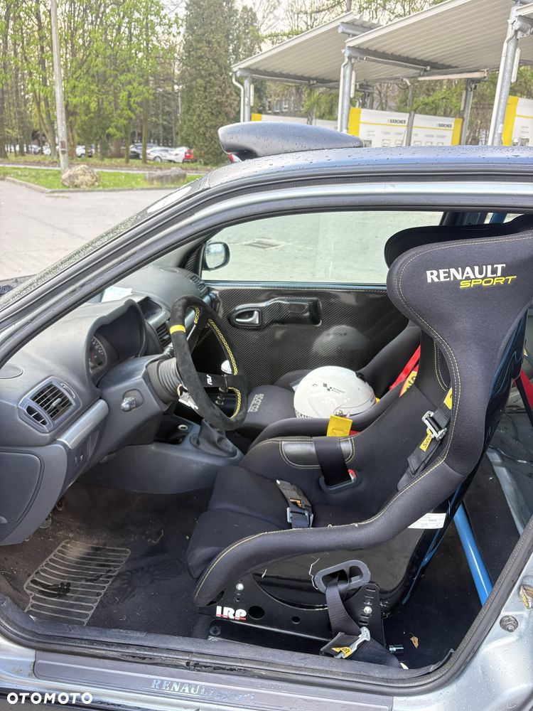 Renault Clio - 6