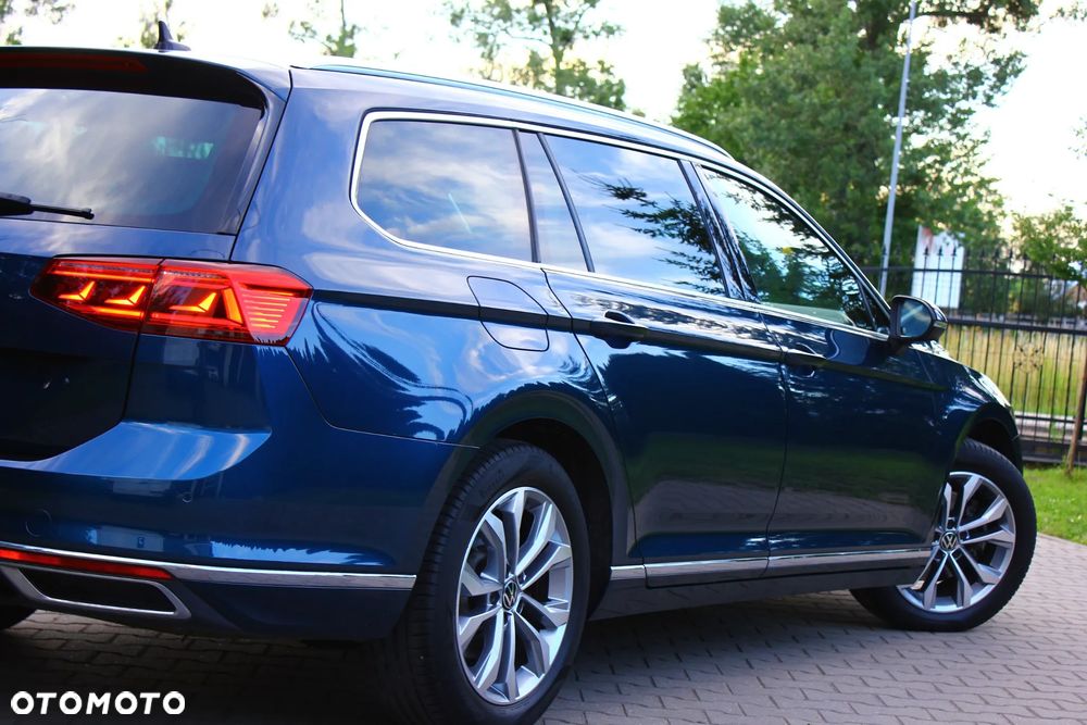 Volkswagen Passat 2.0 TDI SCR DSG Elegance - 13
