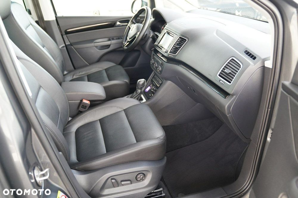 Volkswagen Sharan - 24