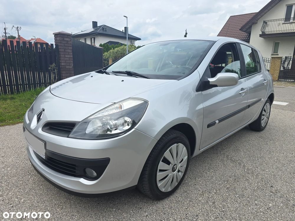 Renault Clio - 5