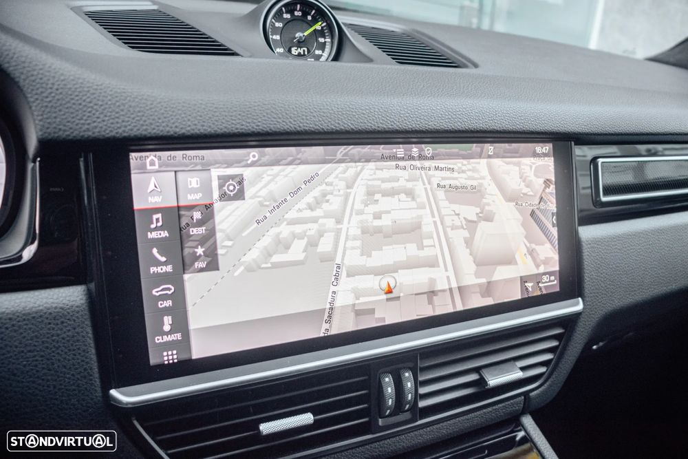 Porsche Cayenne Coupé E-Hybrid - 19