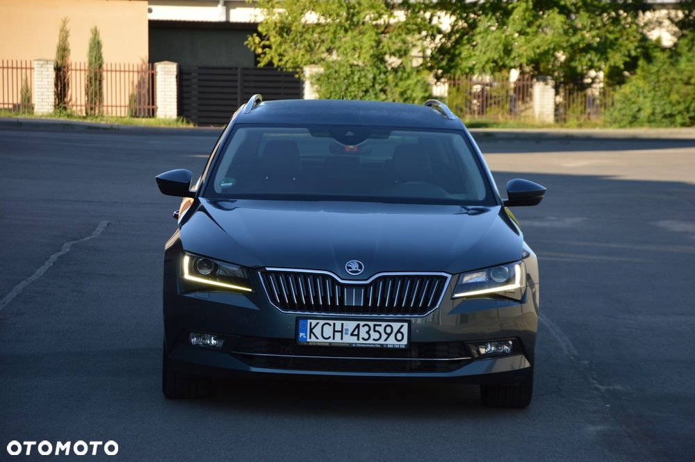 Skoda Superb 2.0 TDI 4x4 DSG Ambition - 9