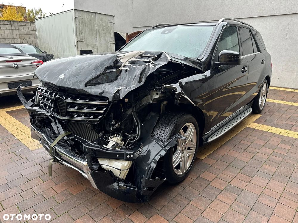 Mercedes-Benz ML 350 BlueTEC 4MATIC 7G-TRONIC - 16