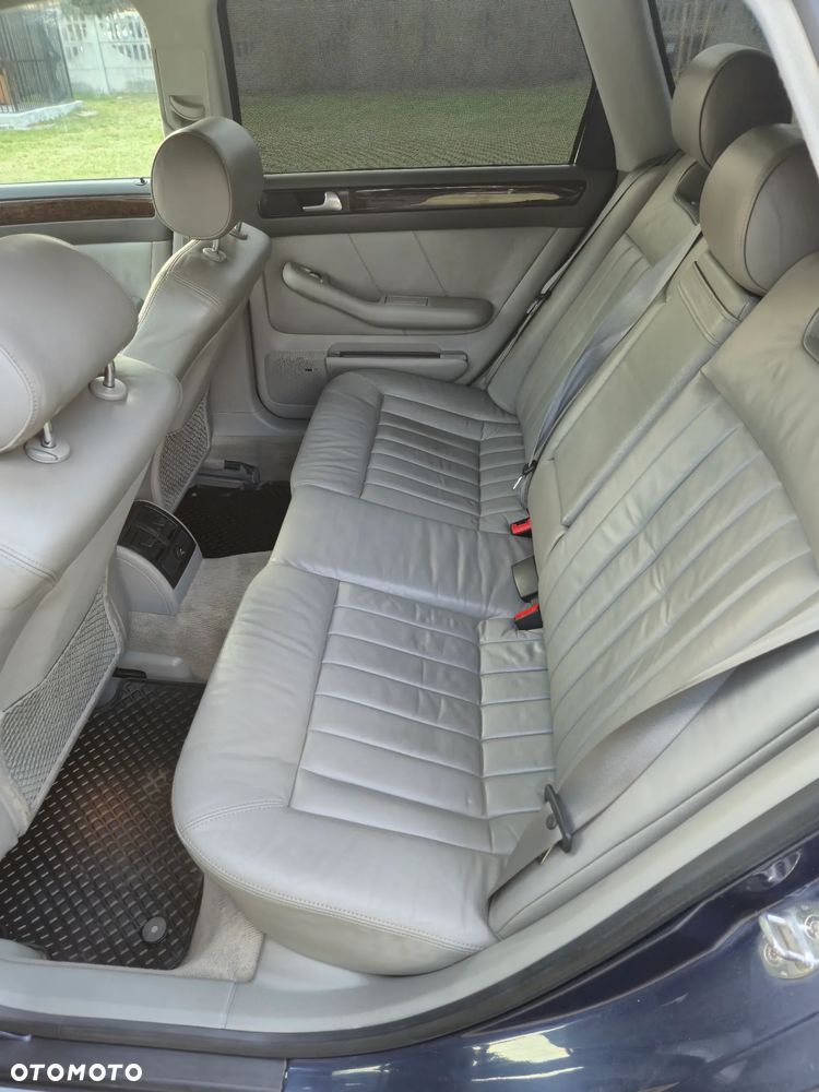 Audi A6 Avant 2.4 Multitronic - 11