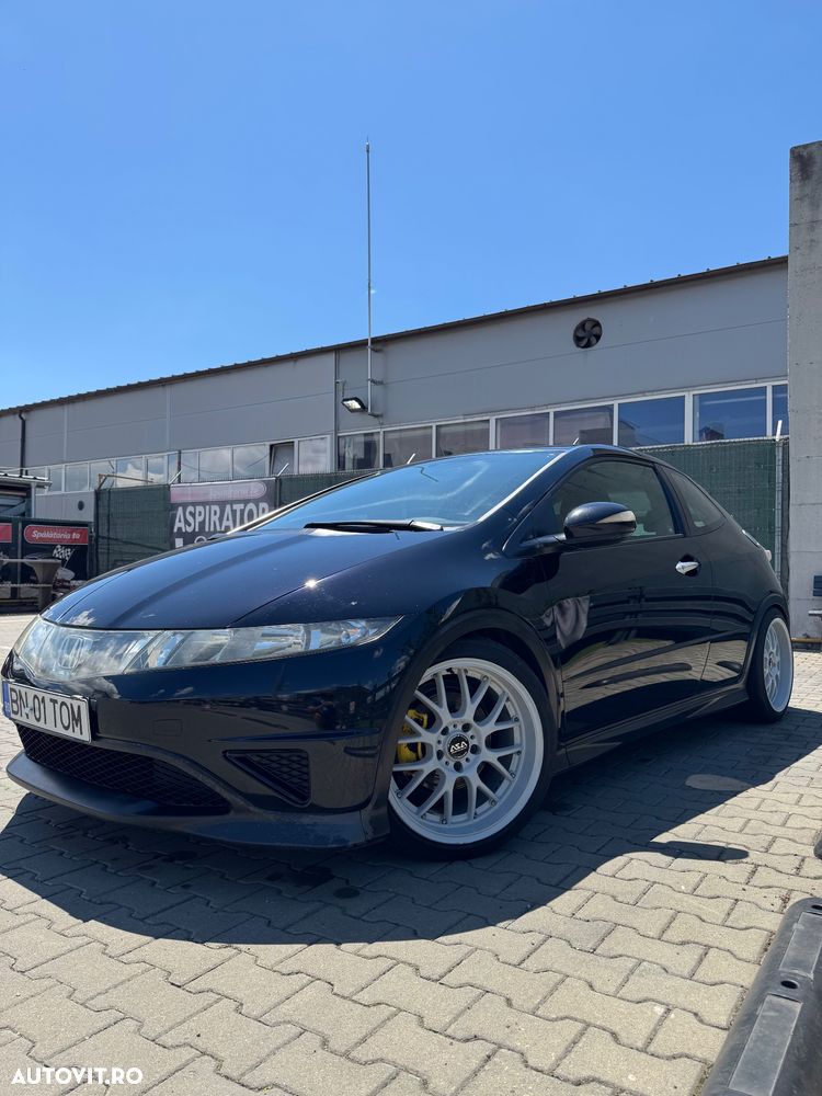 Honda Civic 1.8 TypeS Plus - 1