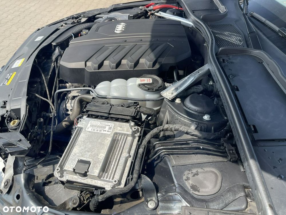 Audi A4 Avant 35 TFSI S tronic - 18