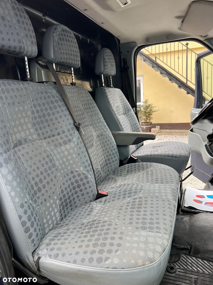 Ford Transit Furgon L3H2 3os. 2.2 TDCI 115KM MT6 Klimatyzacja Hak FV Vat - 27