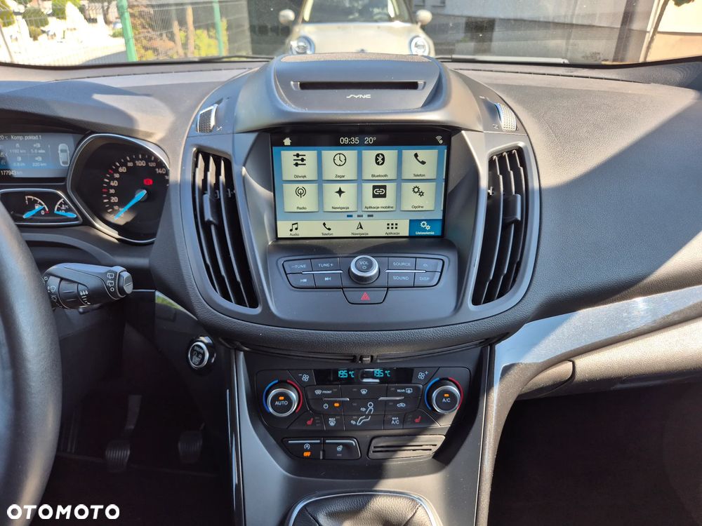 Ford Kuga 2.0 TDCi 4x2 Titanium - 9