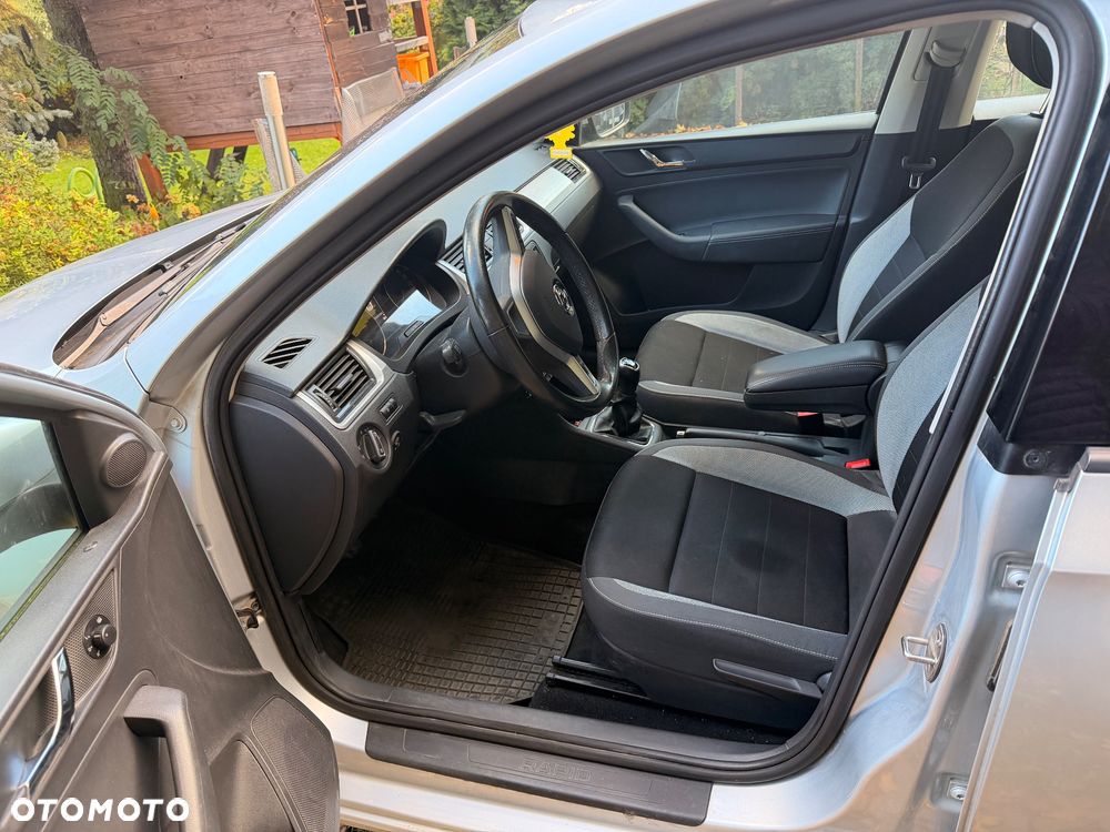 Skoda Rapid 2016 photo 5