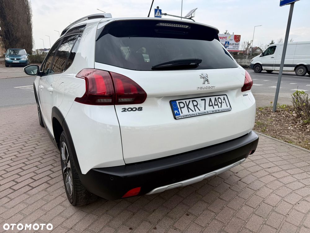 Peugeot 2008 PureTech 110 Stop&Start GT-Line Edition - 19
