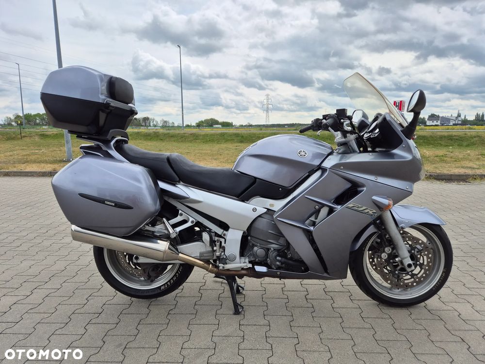 Yamaha FJR - 6