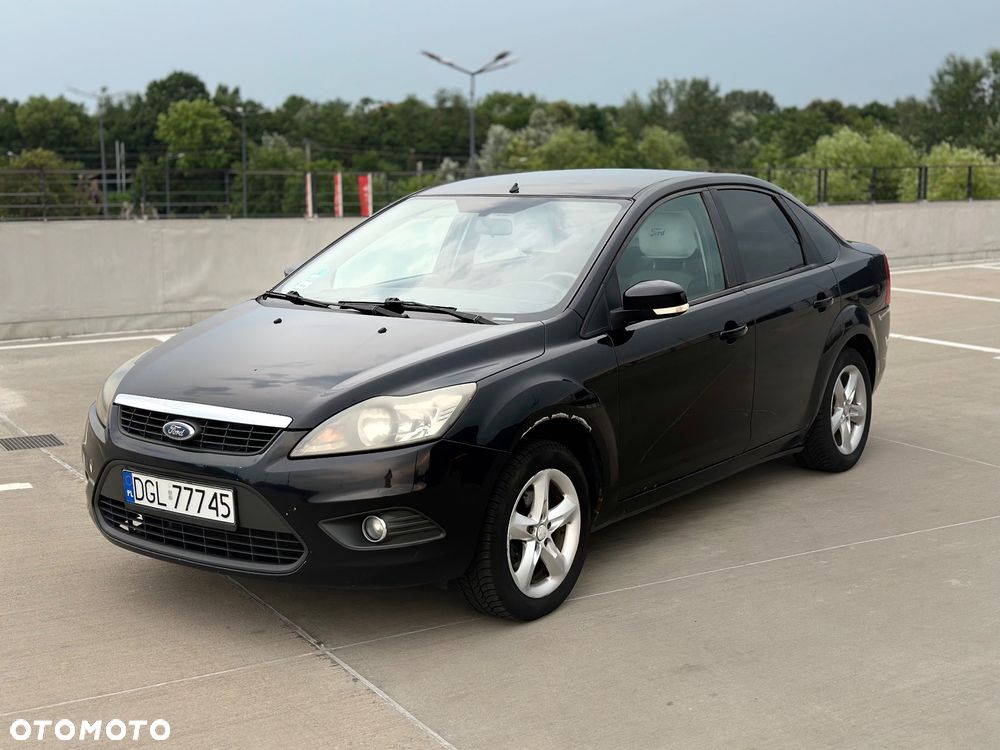 Ford Focus 1.6 Ambiente - 1