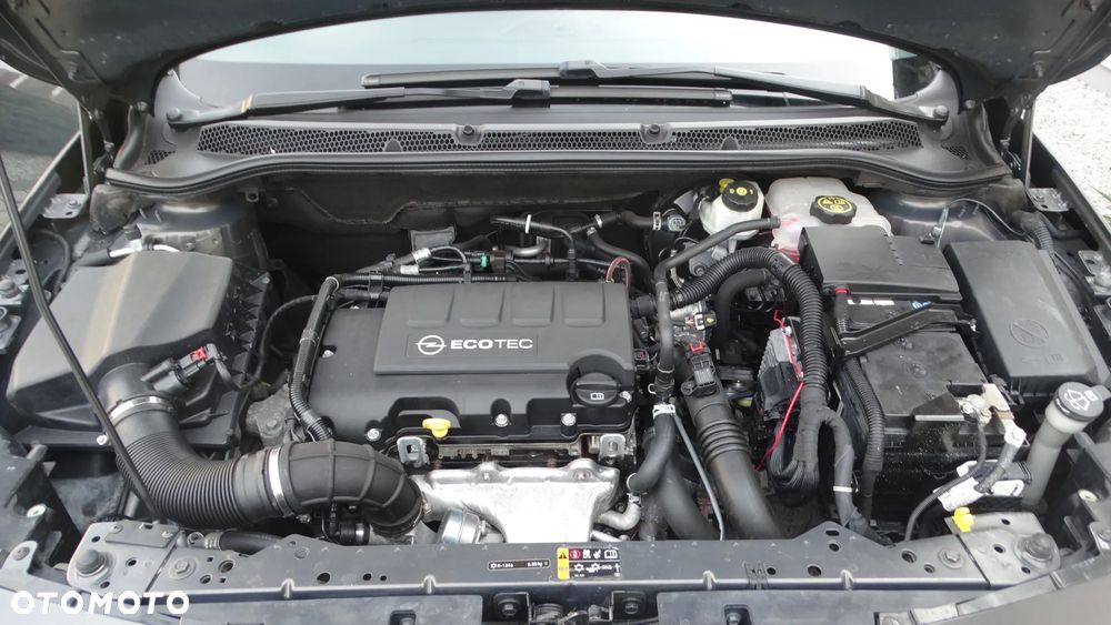 Opel Astra 1.4 Turbo Innovation - 28